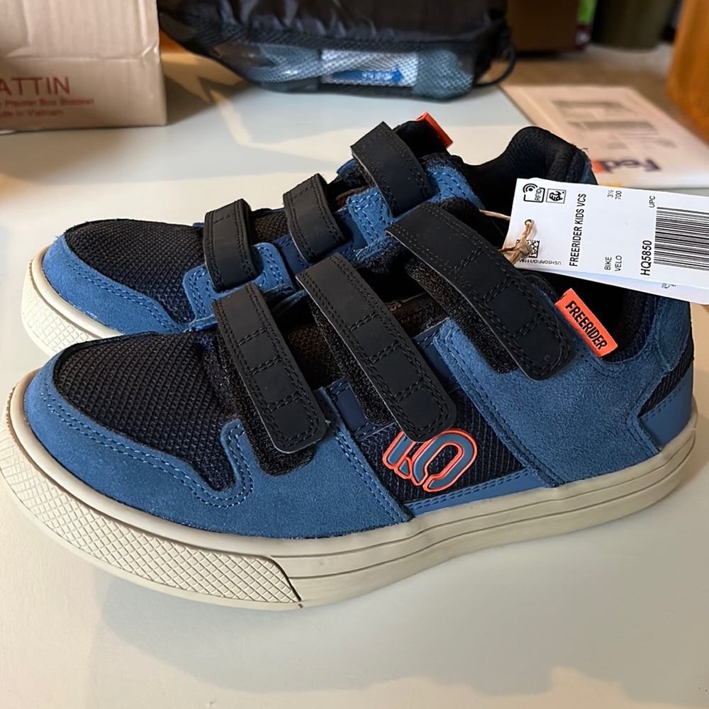 Adidas Freerider boys bike shoes